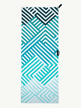 Mint Relaxation – ręcznik sportowy z magnesem i kieszenią zapinaną na zamek