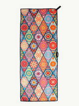 Mosaics – ręcznik sportowy z magnesem i kieszenią zapinaną na zamek