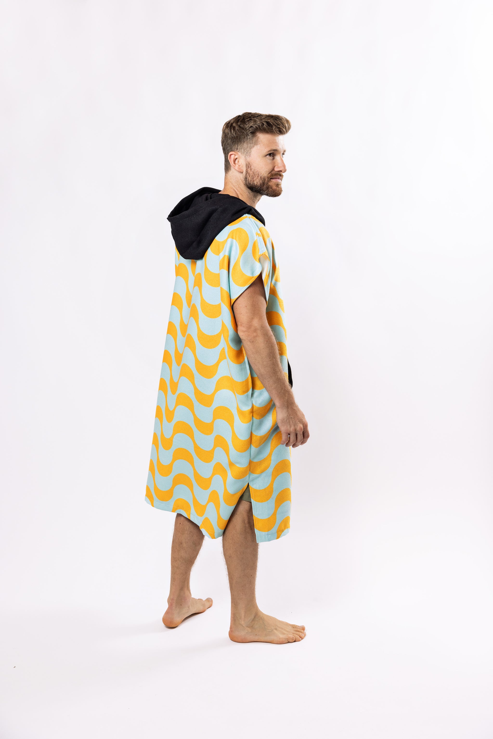 Surf-Poncho Copacabana Yellow - für Frauen & Männer - aus schnelltrocknender und ultra-leichter Mikrofaser - WOODSANDWAVES