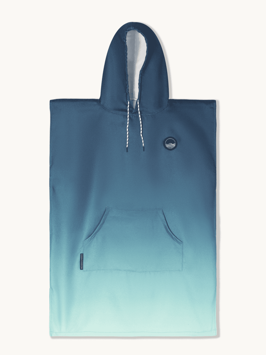 Surf - Poncho - für Frauen & Männer - aus schnelltrocknender und leichter Mikrofaser - Low Tide - woodsandwaves.co