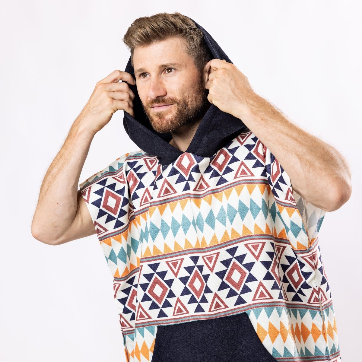 Surf - Poncho - für Frauen & Männer - aus schnelltrocknender und leichter Mikrofaser - Warm Earth - woodsandwaves.co