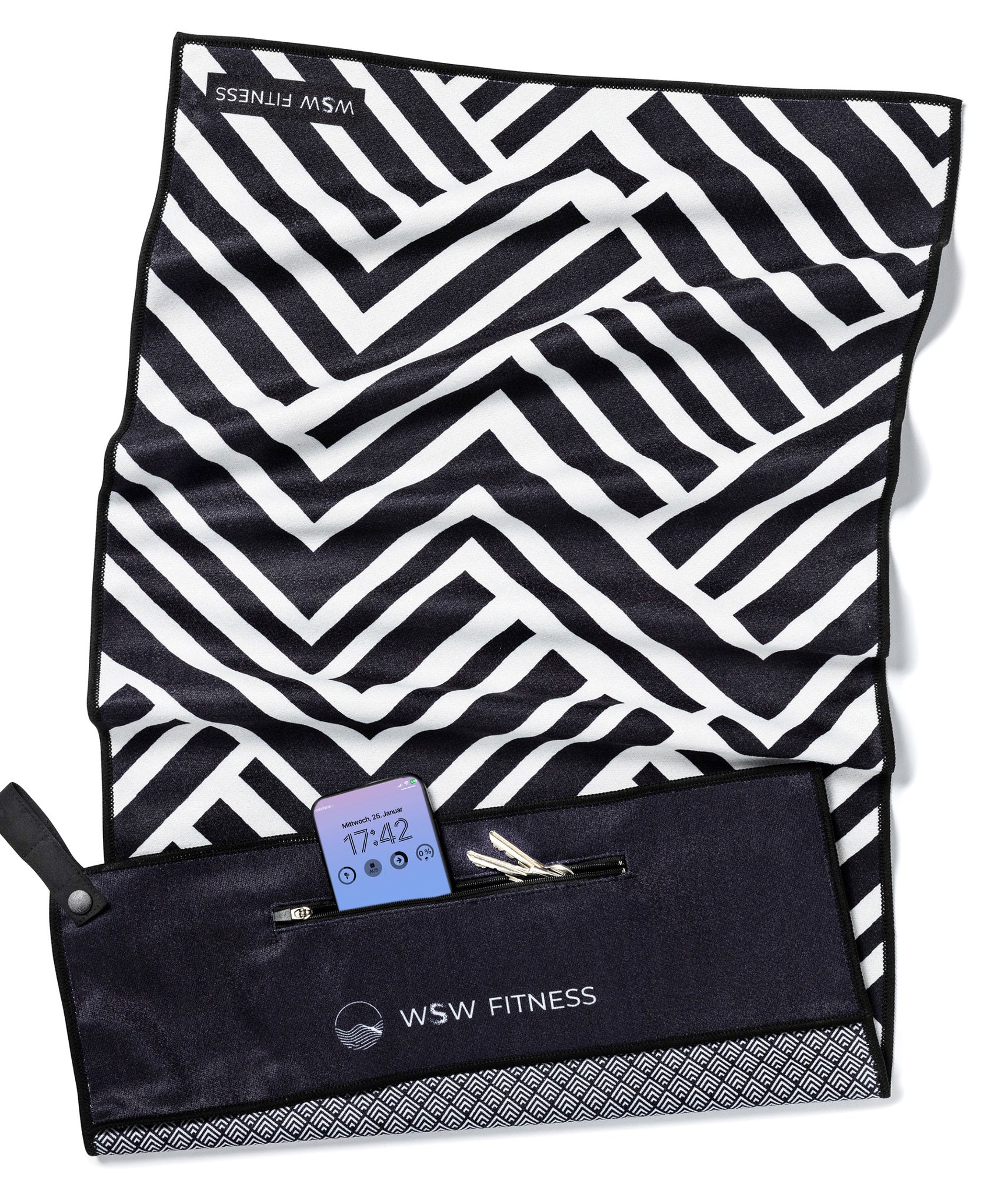 Focused Mind - Sporthandtuch mit Magnet & Zipper-Tasche - WOODSANDWAVES